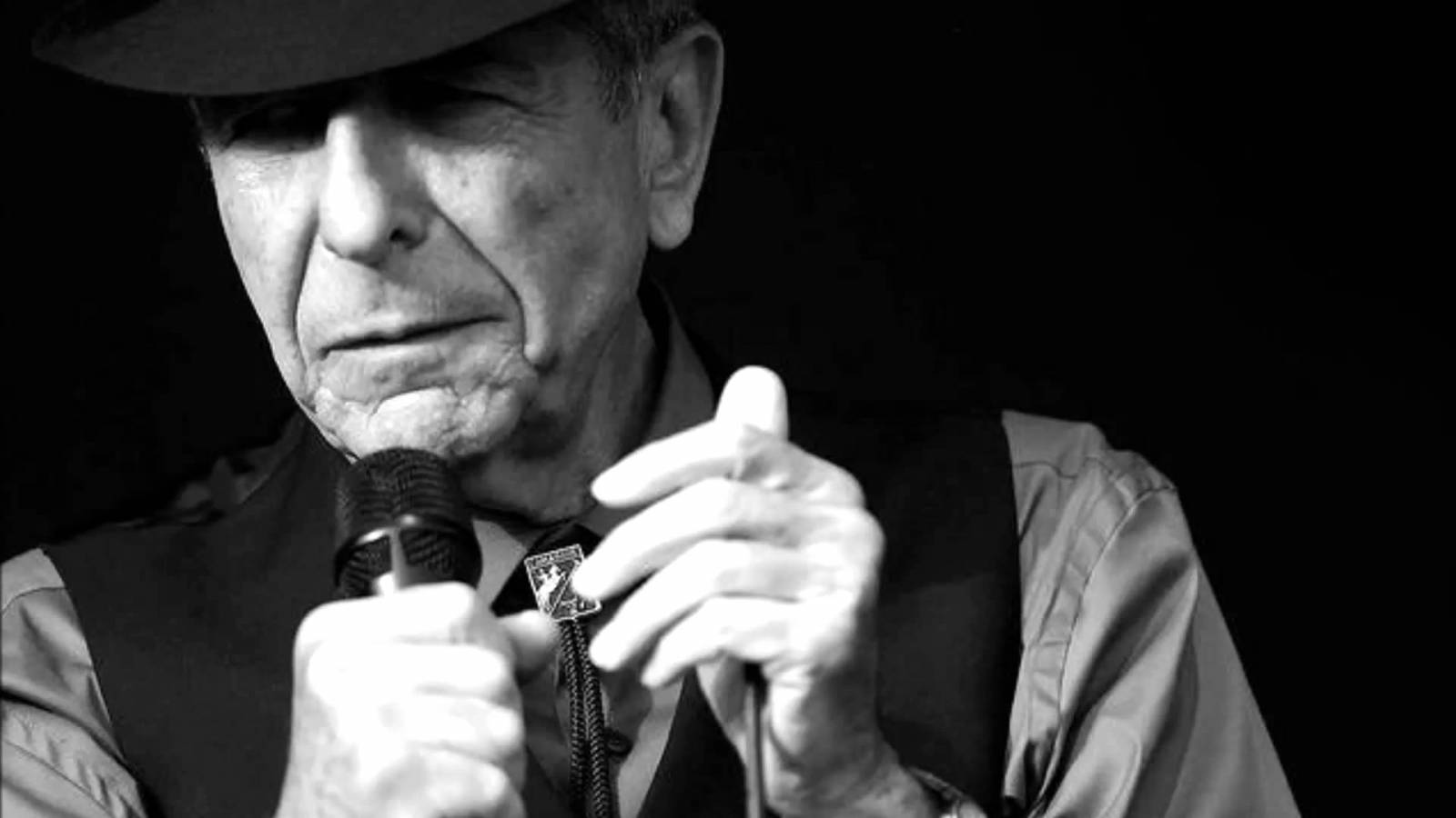 Песни хриплым голосом мужчины. Leonard Cohen певец. Leonard Cohen 1973.